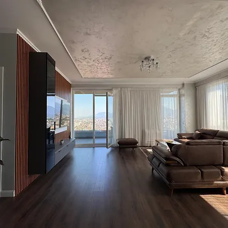 The Horizon טיראנה